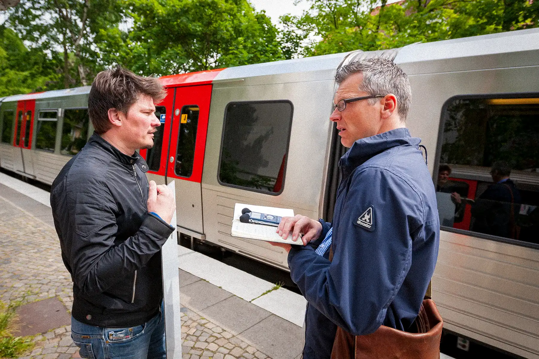 Holger Wetzel interviewt Tarik Erpinar für das Buch 42 Minuten Hamburg